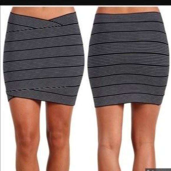 BCBG Alisa Black and white bandage skirt - Picture 2 of 5
